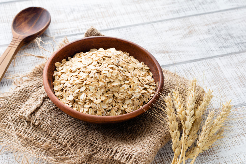 Top 4 Snacks to Help Control High Cholesterol